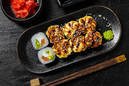 Ролл Запеченный с лососем