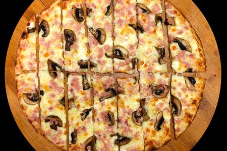 Сырные палочки с ветчиной и грибами