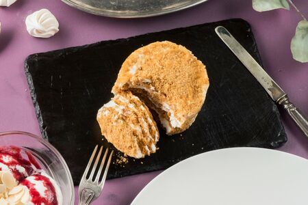 Фирменный медовик