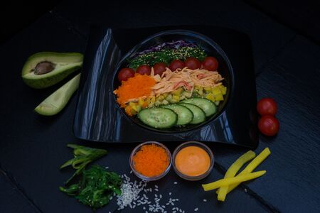 Поке Имитация краба с острым соусом