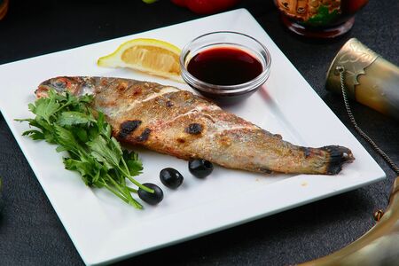 Форель радужная на мангале