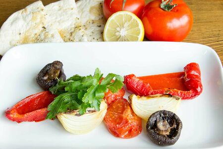 Овощной шашлык