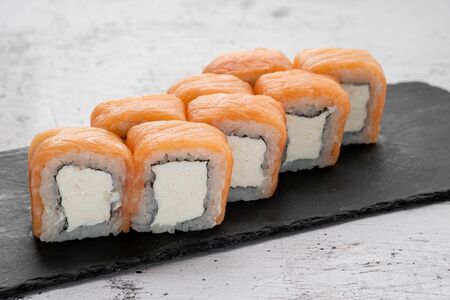 Ролл Филадельфия лайт