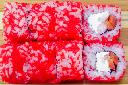 Ролл Тосикава