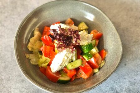 Салат Овощной со сливочным сыром