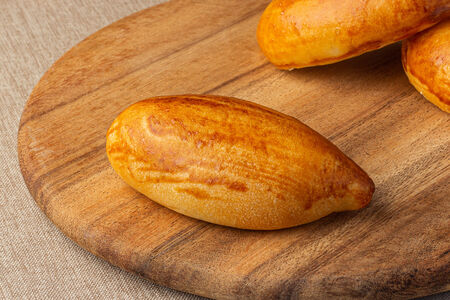 Пирожок с капустой