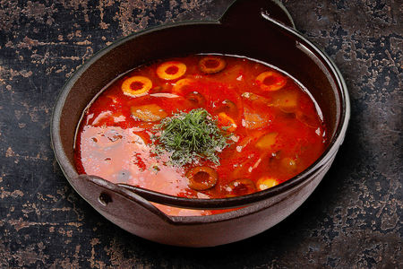 Солянка мясная