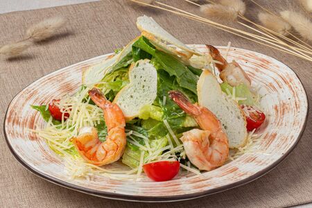 Цезарь с креветками
