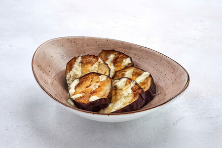 Баклажаны в чесночном соусе