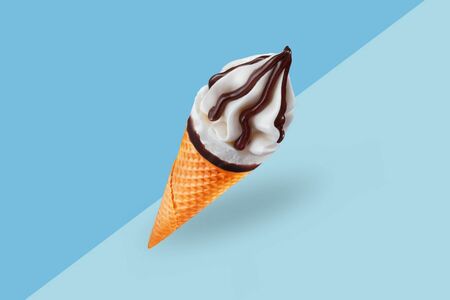 Рожок Корнетто энигма малина