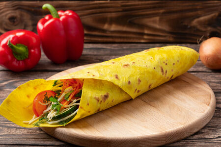 Шаурма вегетарианская в сырном лаваше (стандартная)