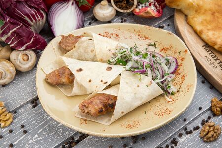 Люля-кебаб из свинины по-тбилисски