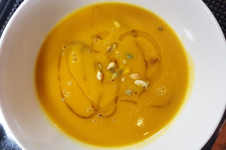 Тыквенный суп с сыром Страчателла