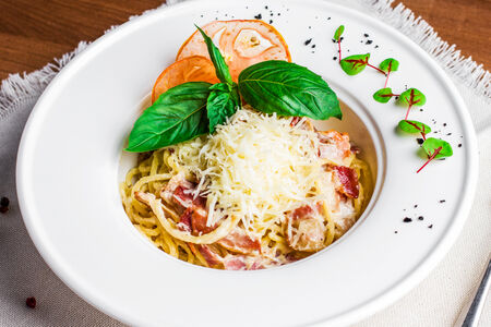 Спагетти Карбонара с беконом