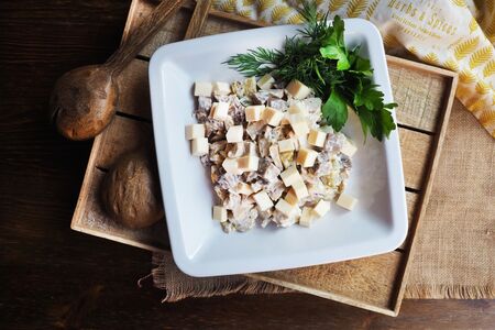 Салат из языка с курицей