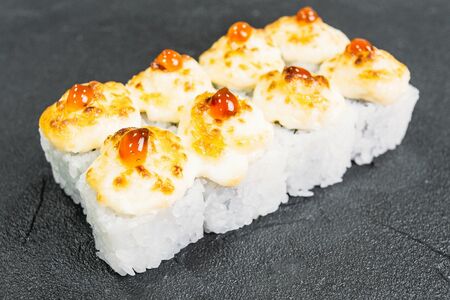 Ролл Якумоно