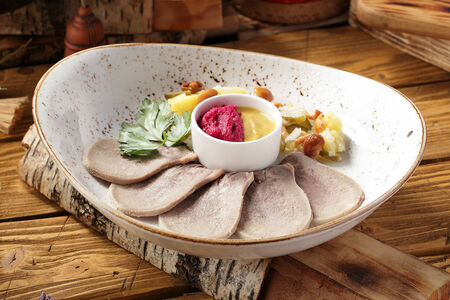 Язык телячий