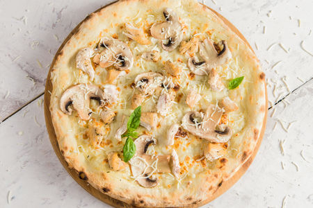 Пицца Куриная грудка с грибами