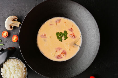 Суп Том Кха