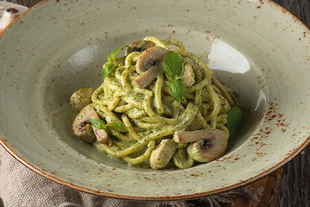 Сливочная паста с цыпленком и грибами