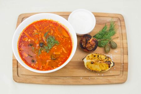 Солянка мясная сборная