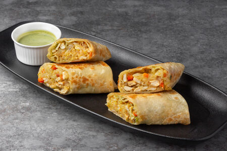 Карри ролл с курицей Чикен ролл