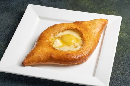 Хачапури по-аджарски