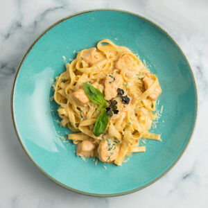 Феттуччине с лососем