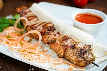 Шашлык из cвинoй шеи