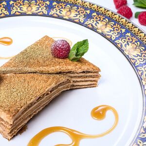 Десерт Медовик