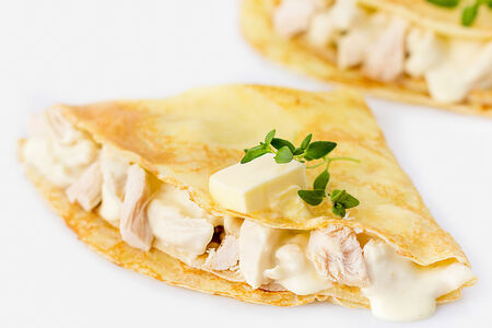 Блин с курой в сливочном соусе