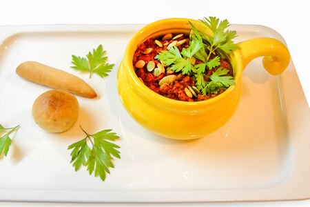 Морковное блюдо Красный кардинал