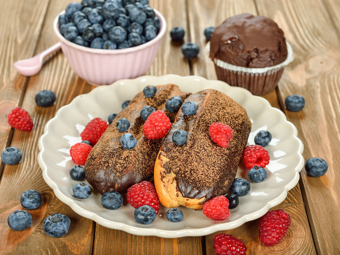 Между Булочек