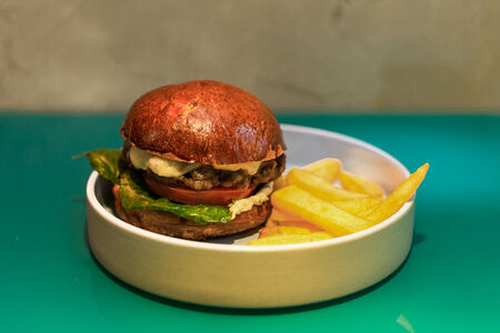 Бургер с говядиной