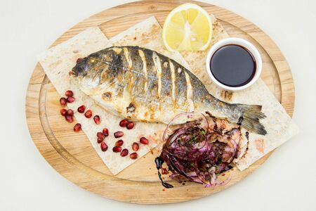 Дорадо на пару