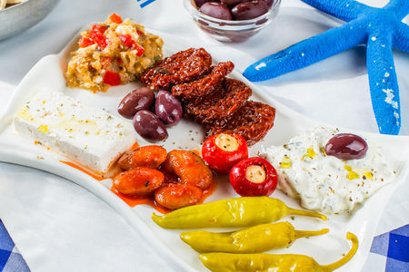 Узо мезе с питой