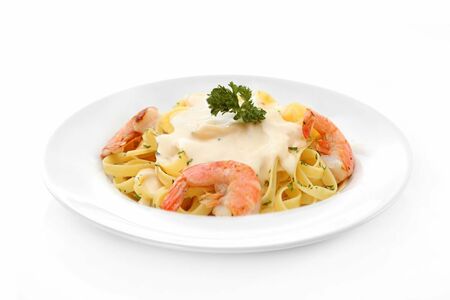 Спагетти с креветками