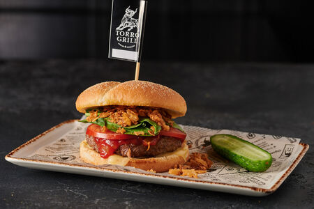 Чизбургер с сальсой