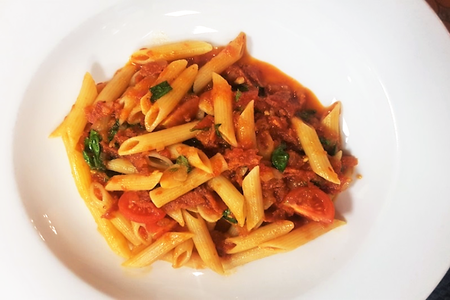 Пенне Арабьятта с колбаской чоризо