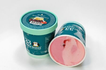 Мороженое Вишня-Черешня