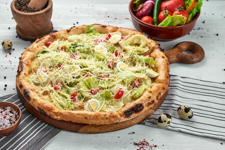 Пицца Цезарь с креветками