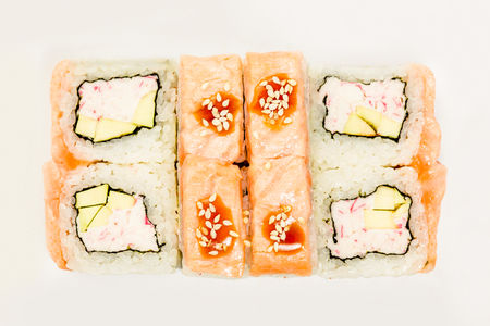 Ролл запеченный Лосось гриль