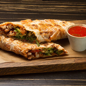 Шаурма с курицей на мангале 350/50 г