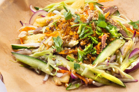 Салат с говядиной