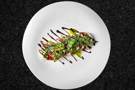 Моцарелла с руколой