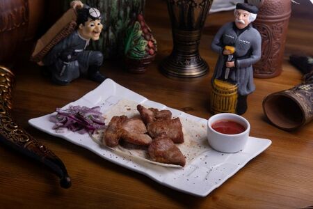 Шашлык из свинины на косточке