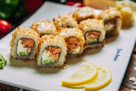 Ролл Калифорния Бонито