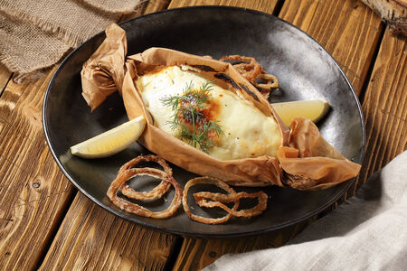 Филе судака в сметанном соусе