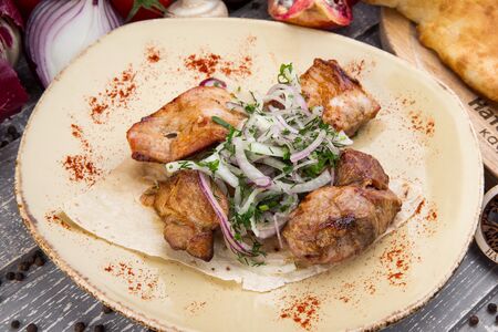 Шашлык из cвинoй шейки