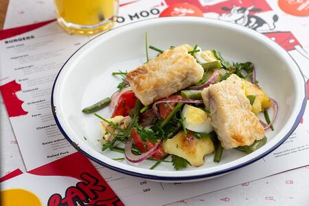 Теплый салат с треской